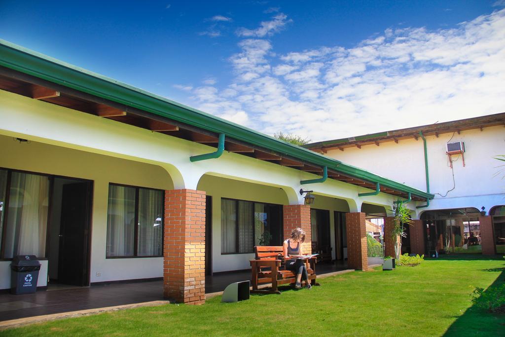 Hotel Wagelia Turrialba Extérieur photo